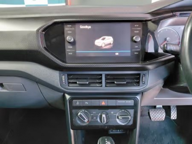 17953Volkswagen T-Cross015-th.jpg